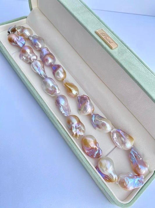 Reese Baroque Pearl Necklace