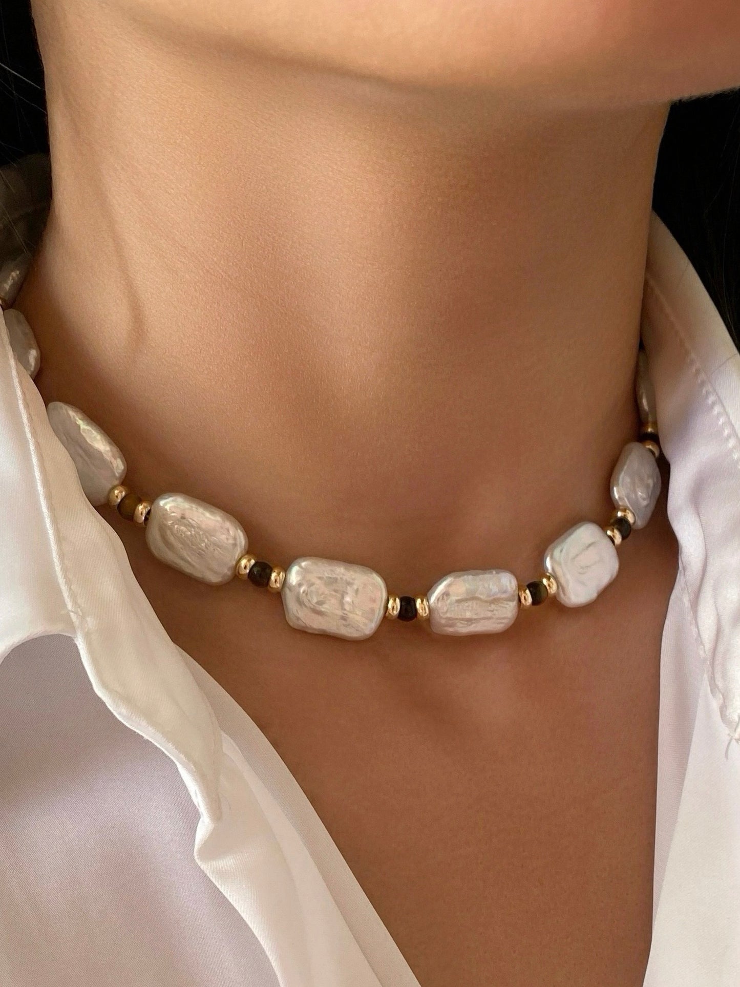 Elle Square Pearl necklace