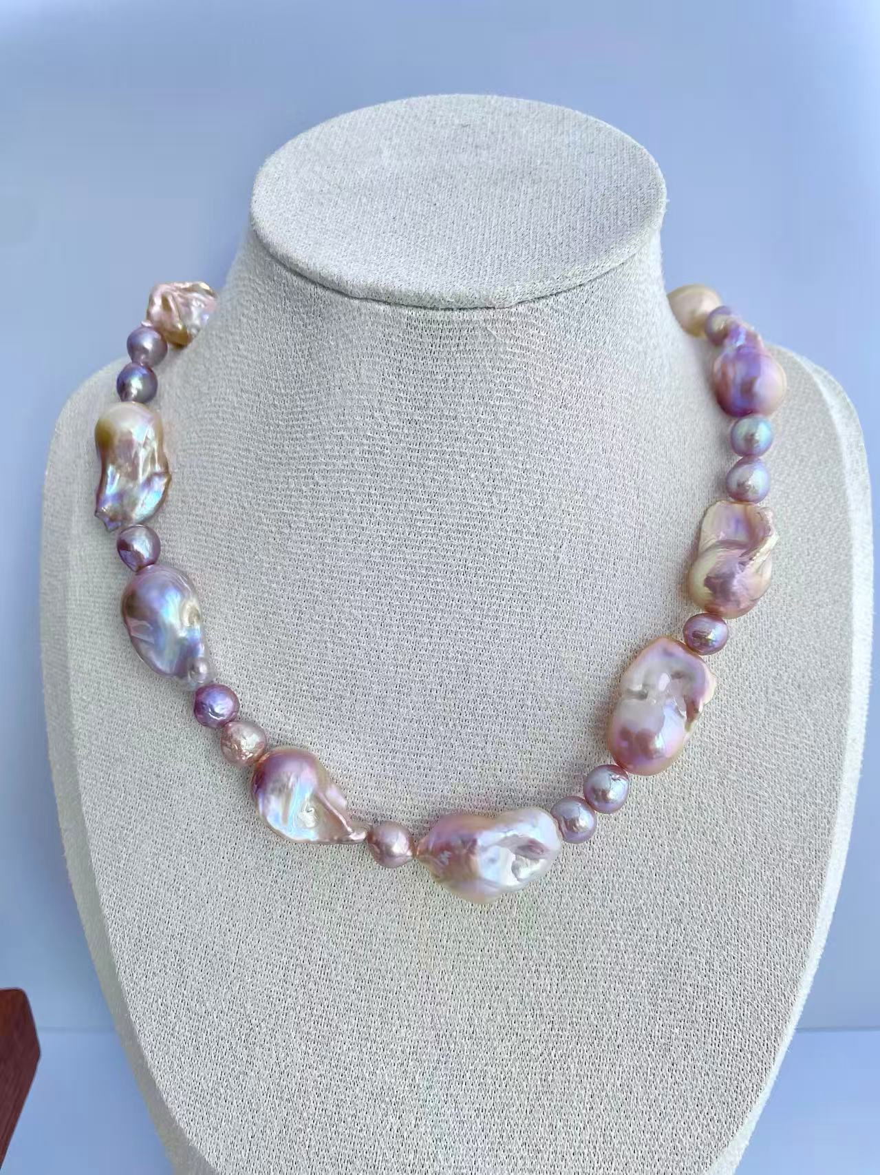 Rose Baroque Necklace